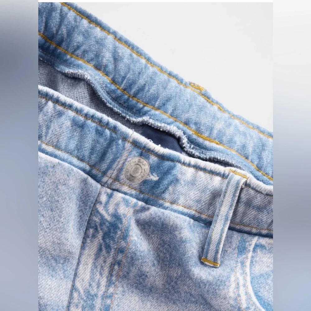 GAP Wide Leg Light Blue Denim Jeans with Washed Navy Hoodie - Picture 5 of 9